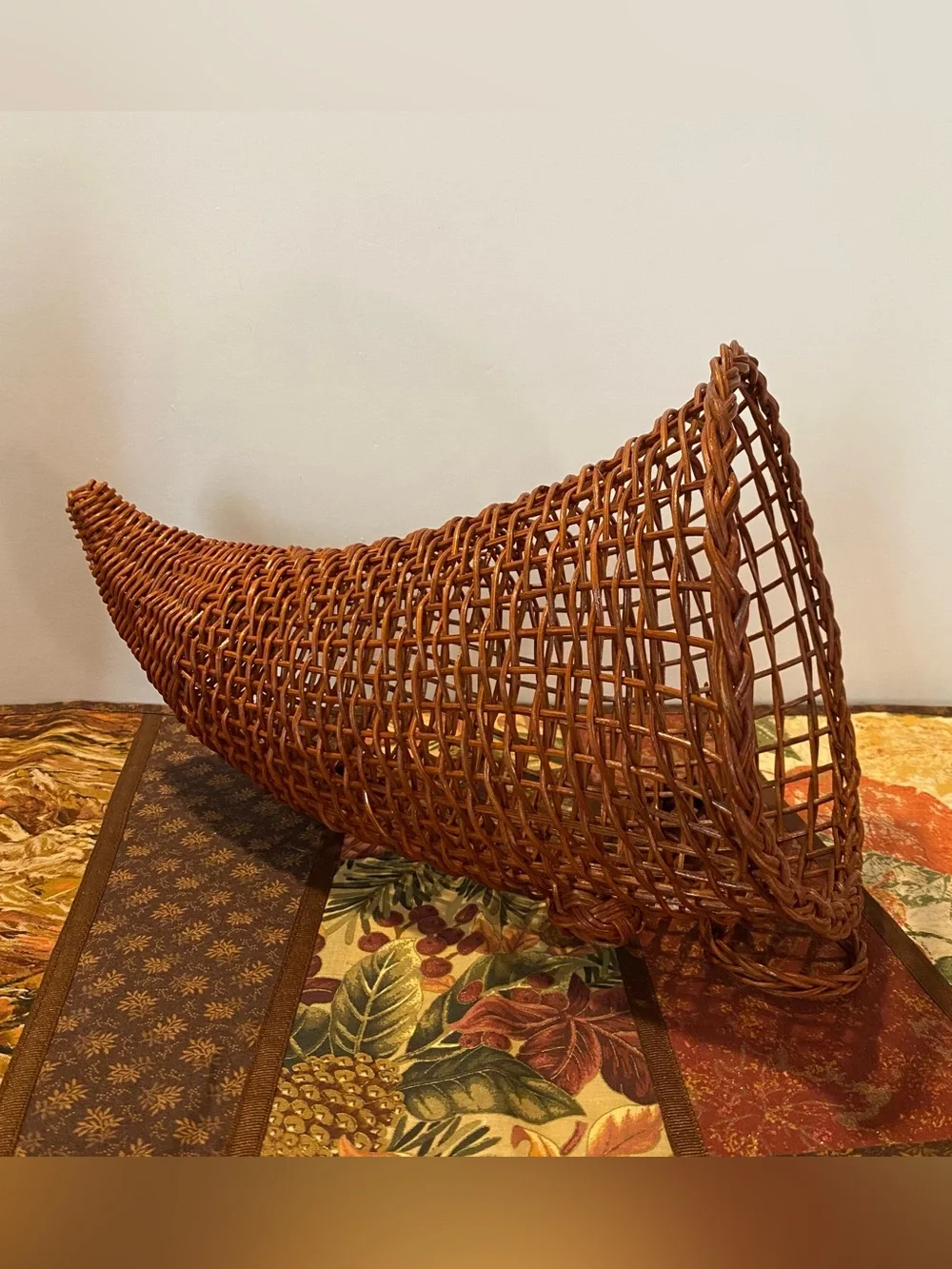 Vintage Wicker Cornucopia Basket Horn of Plenty Fall Thanksgiving Decor